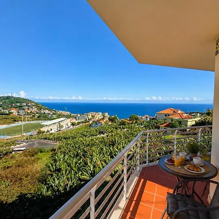 Bay, Madeira Апартаменты Камара-де-Лобуш